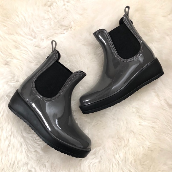 grey rain booties